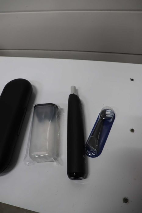 Електрическа четка за зъби Oral-B iO 2 Черна 3 режима на почистване Меко и тихо четкане