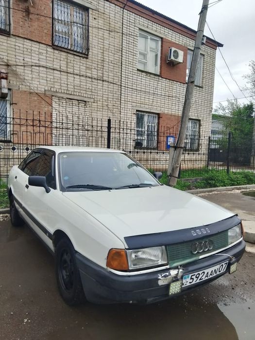 Продам машину Audi 80 B3