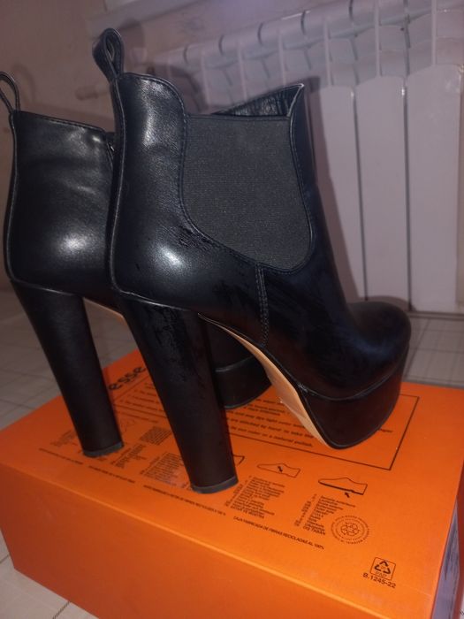 Fhjkvhjkokngdfuujbbb