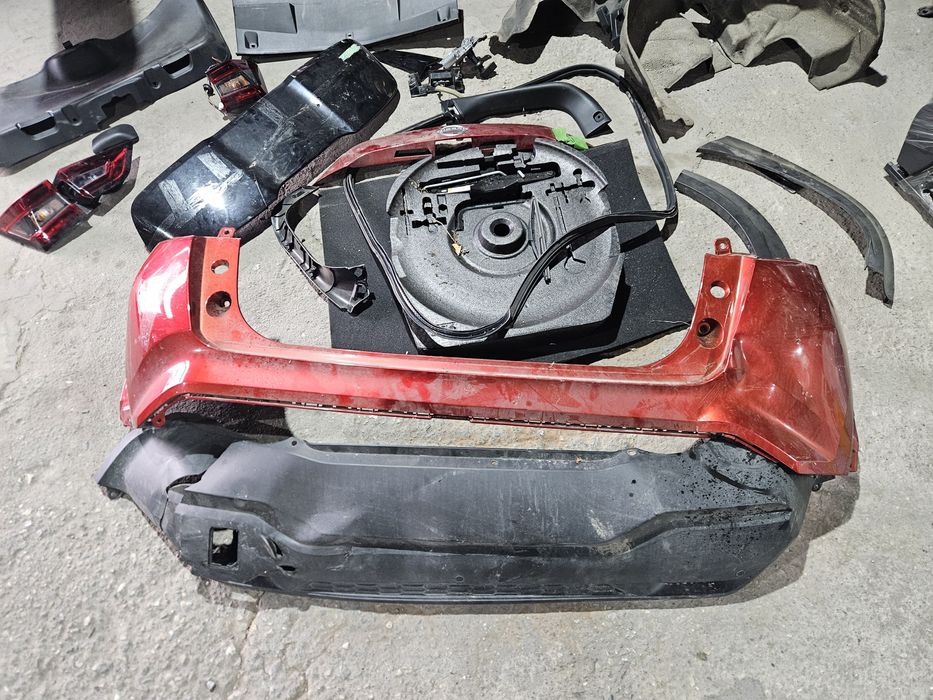 Nissan Juke 1.0 2024г На части