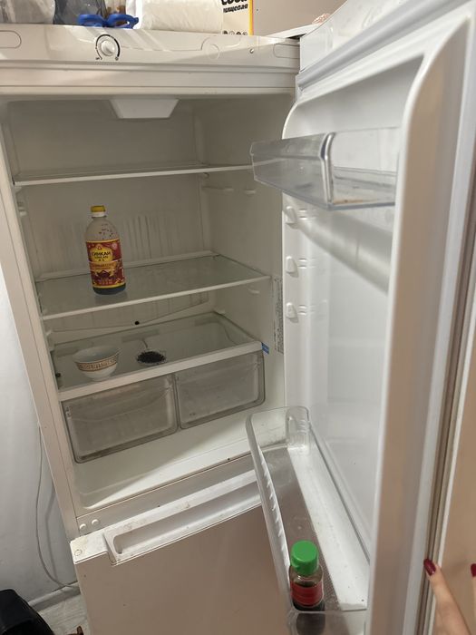 Продаю холодильник