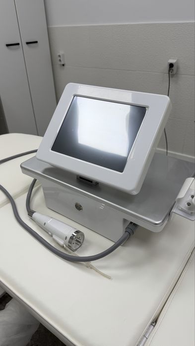 Аппарат для лифтинга, микроигольчатый  RF