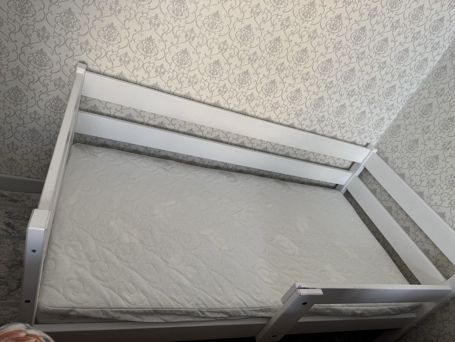 Детскии кровать для ребенка