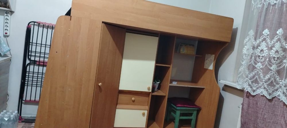 Шкаф и үсті төсек