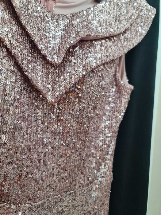 Официални рокли нови и използвани