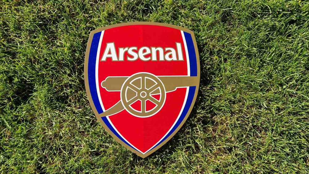 Дървена Футболна Емблема