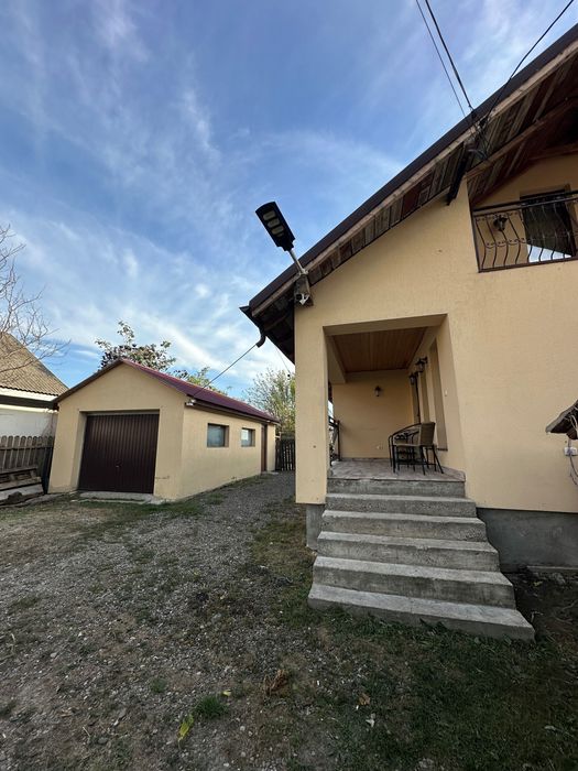 Casă de vânzare, Secuieni