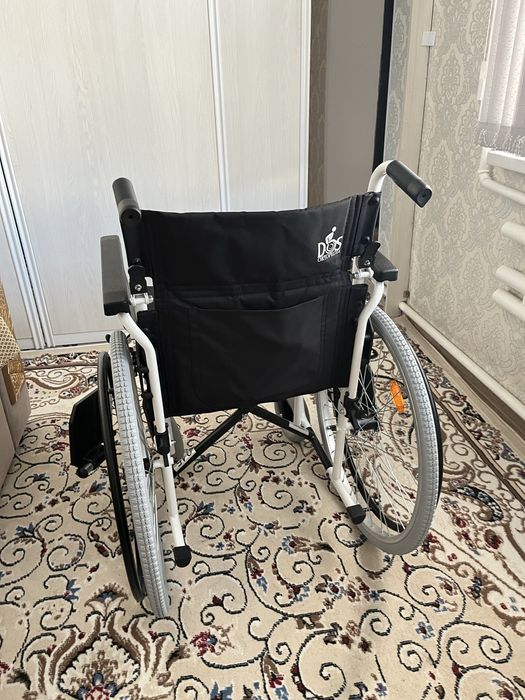 Коляска инвалидный для взрослых