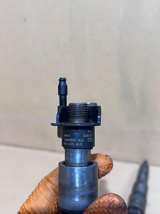 Injector Bosch 0445115048 BMW 7792721 piezo 3.0d M57N2