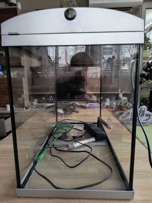 Аквариум  с всичко към него