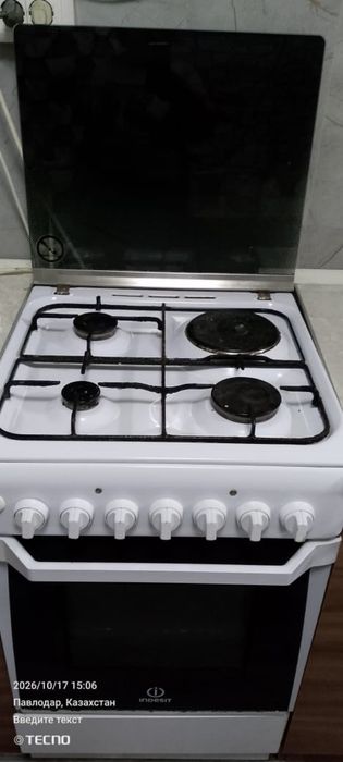 Продам газовую плиту