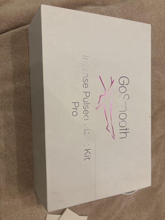 Epilator IPL GoSmooth PRO – set complet, aproape nou (999.520 flash-uri)