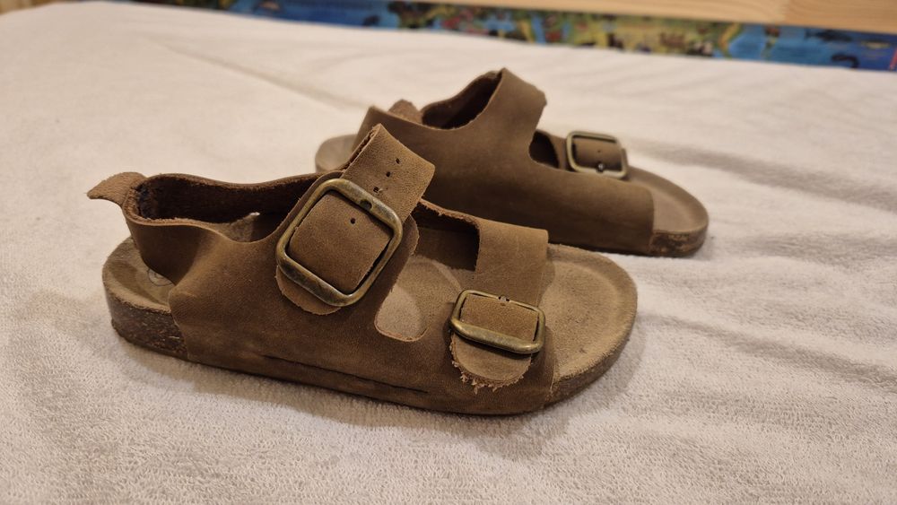 ОБУВКИ детски! 5 евро!!!