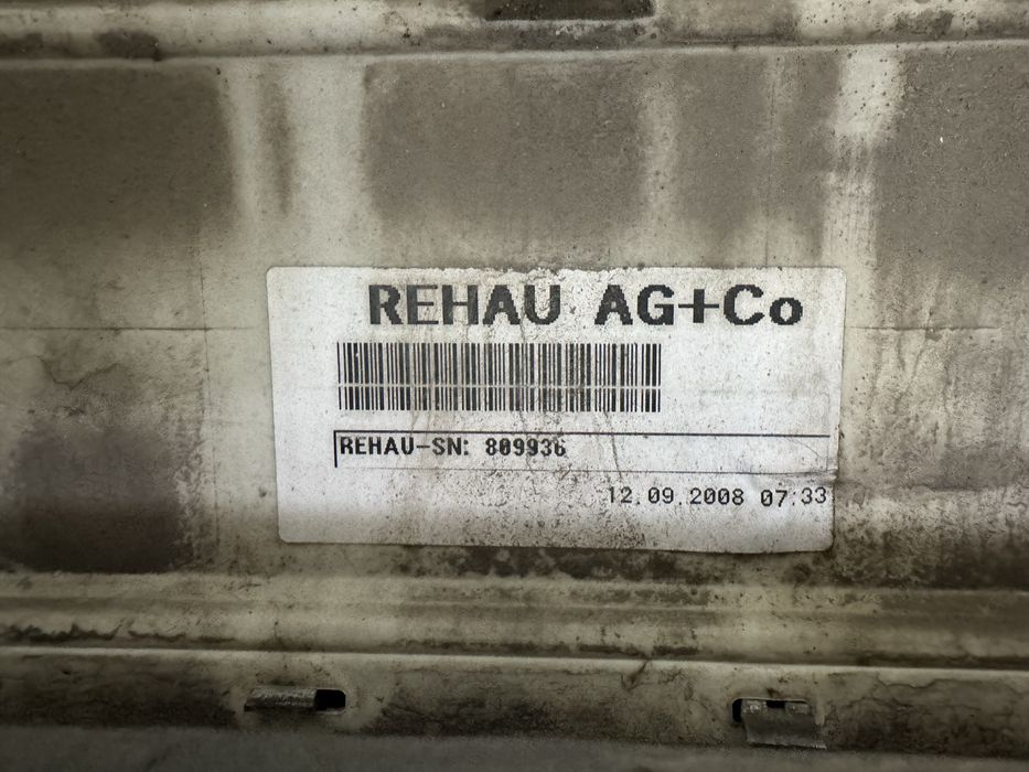 Задна броня mercedes w204 комби