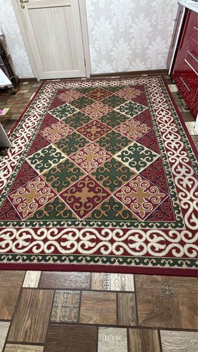 Ковры разные 3 шт. 2*3