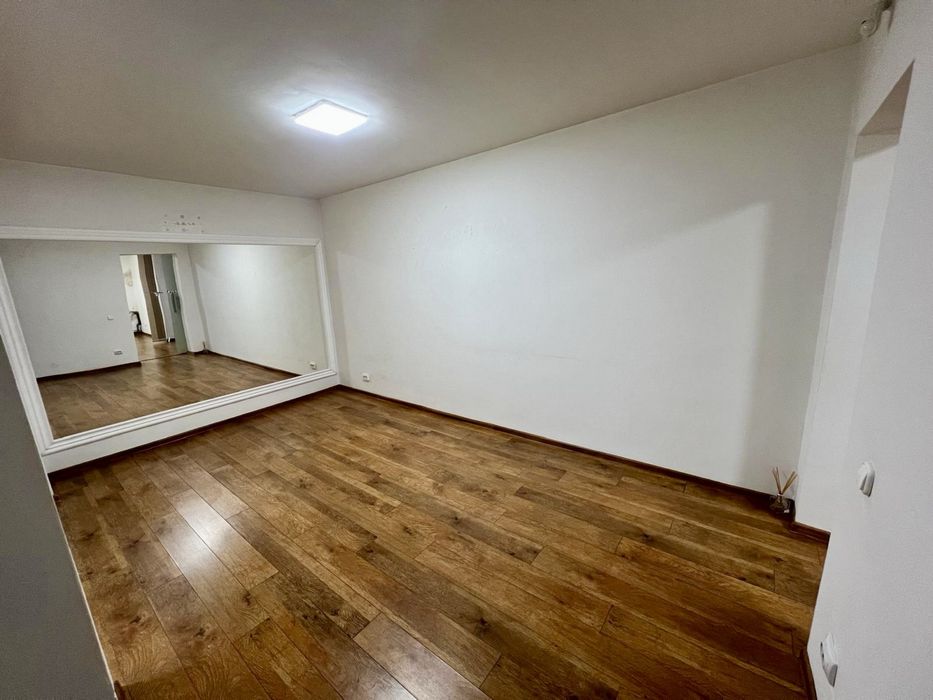 Inchiriere apart 2 camere semidecomandat