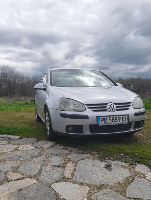 Продавам Golf 5 1.9 TDI