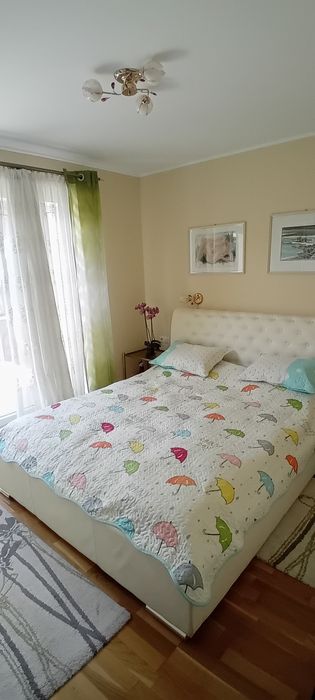 De vanzare apartament 3 camere