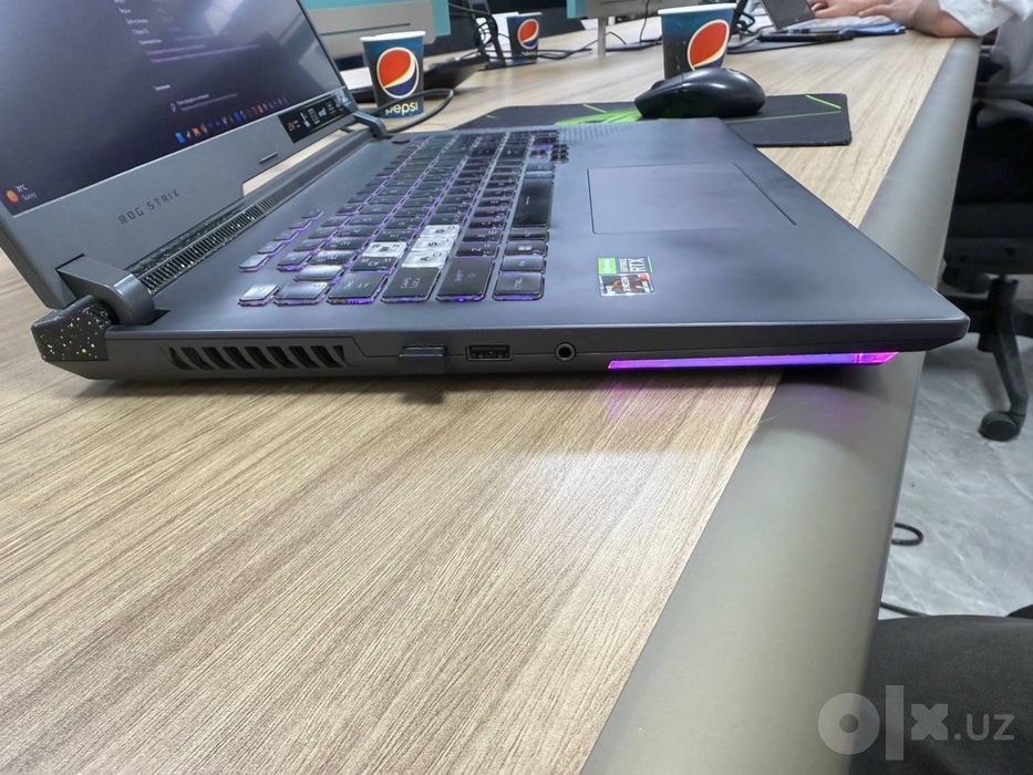Asus Rog Strix G713