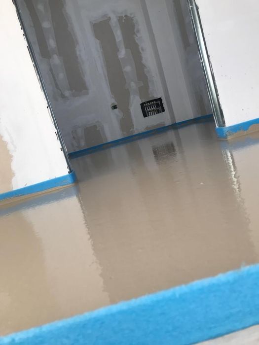 Șapă autonivelantă pe bază de ciment și lianți