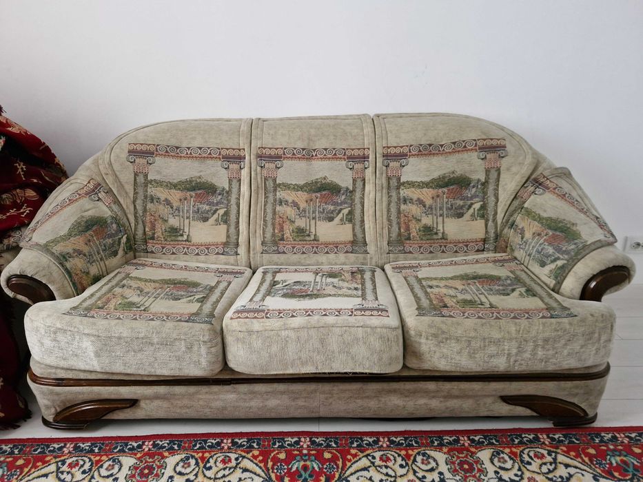 Диван с креслами