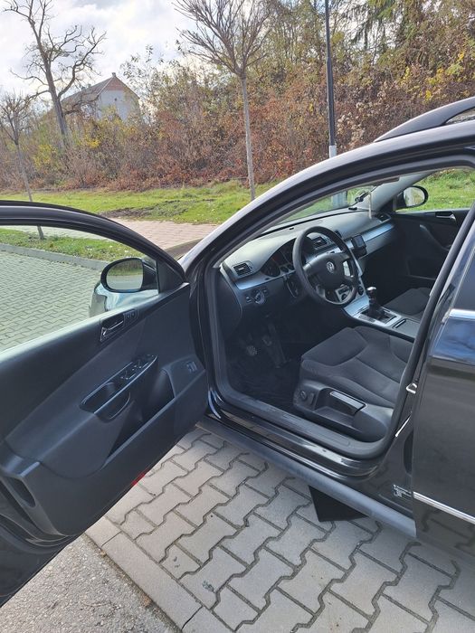 Vând Passat B6 2008 2.0 diesel 140 cai