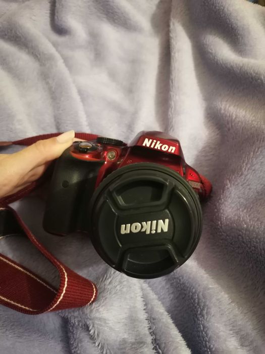 Фотоапарат Nikon D3300 Red