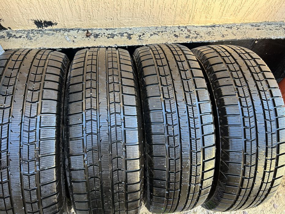 Шины колеса автошины