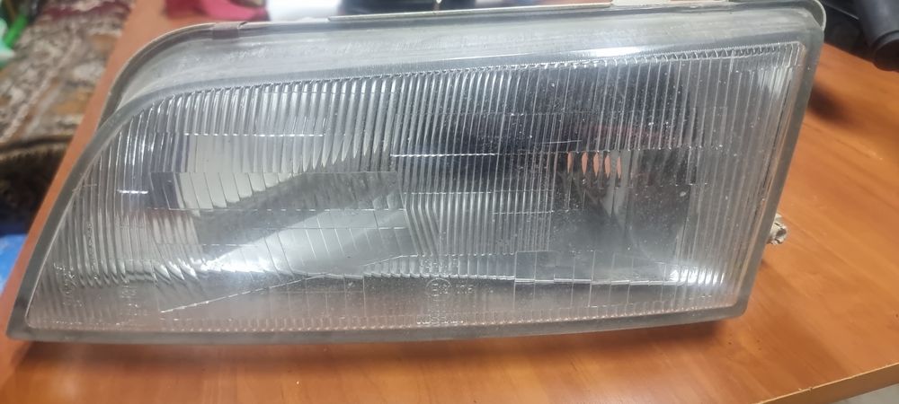 Фары на Ниссан Максима