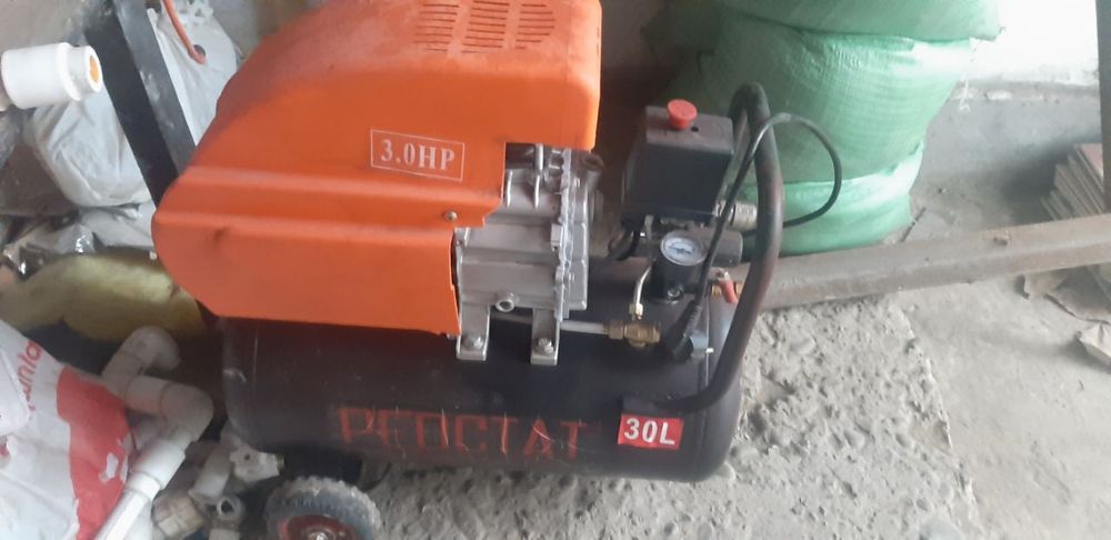 Продам компрессор