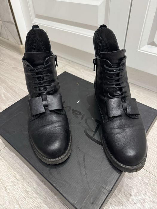 Дамски кожени боти