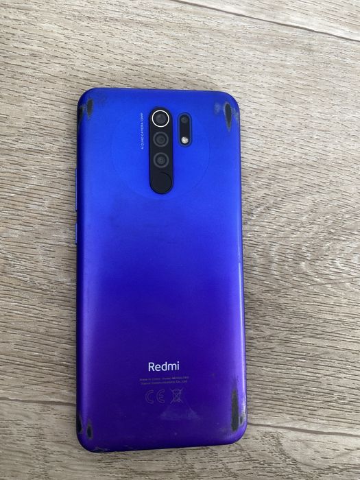 Продается телефон