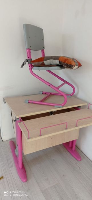 Парта со стулом для школьников