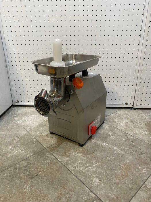 Професионална Електрическа Месомелачка 2200W TK-22