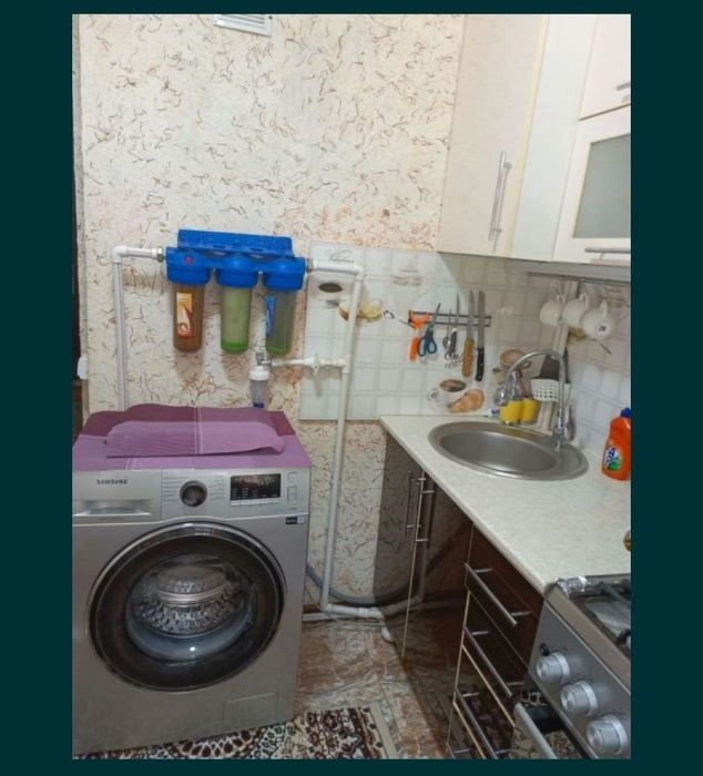 Срочно уй сотилади 1 микрорайонга