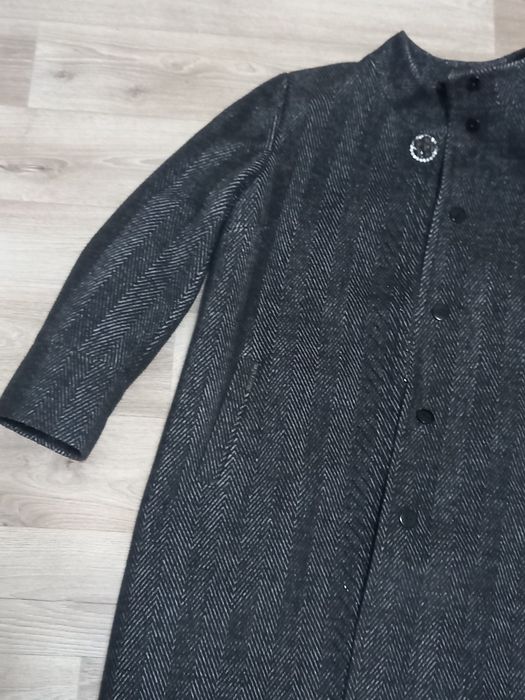 Продам пальто весеннее