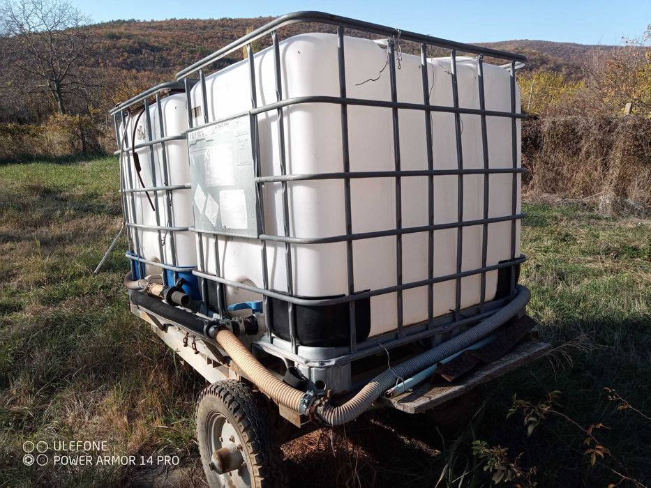 Цистерна 2000л.за поливане.