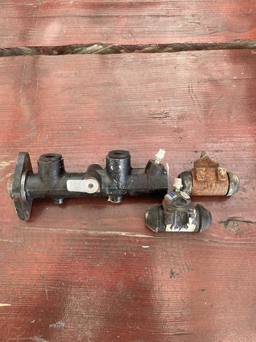 Pompa frana Dacia piese 1310/1300/1410/papuc