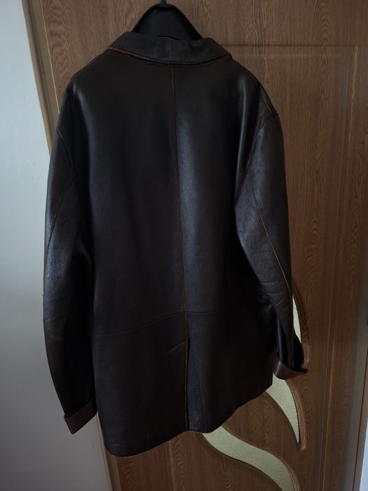 Sacou din piele, maro , nou.