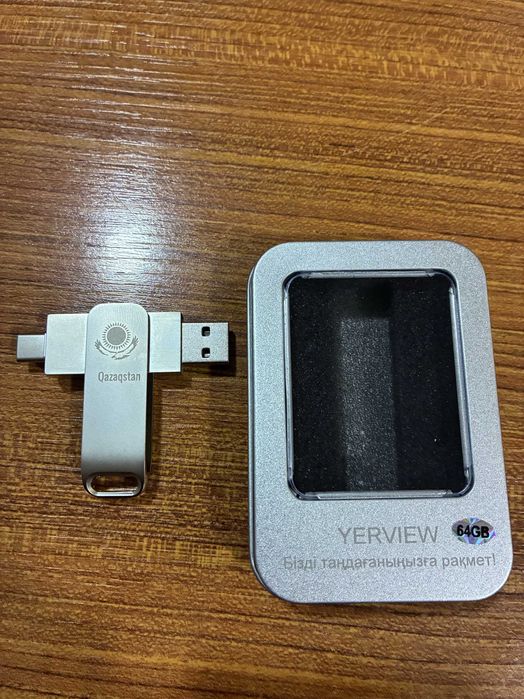 Флеш карта 64 Гб с Type-c