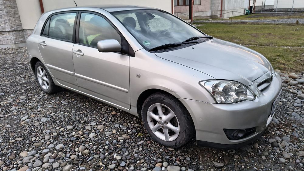 De vînzare TOYOTA COROLA