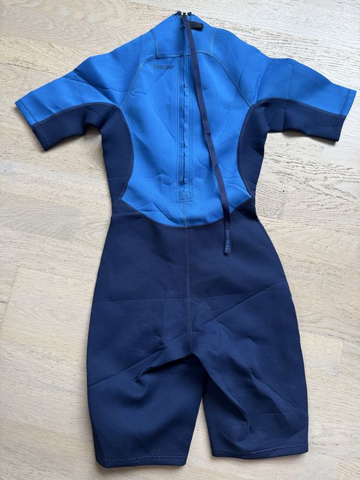 Costum neopren Tribord