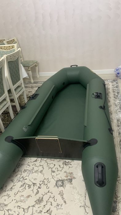 Надувная лодка ГЕЛИОС новый