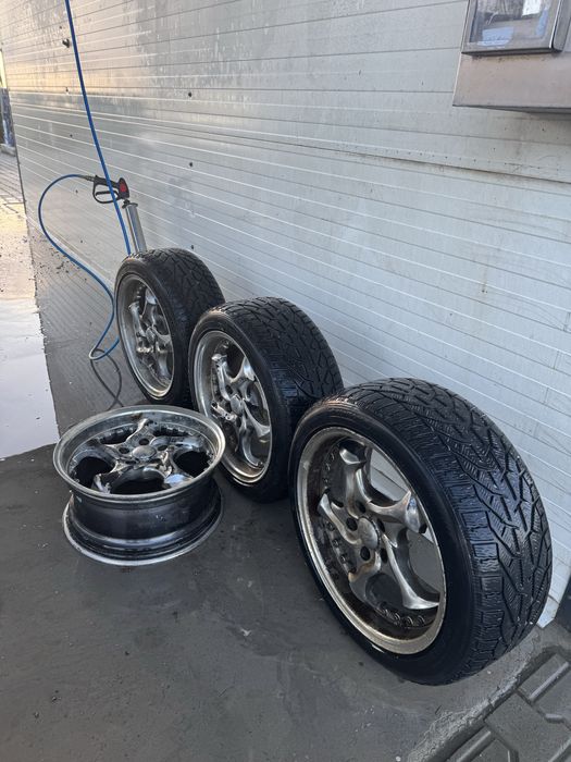 Vând set de 4 jante aliaj model Keskin KT7 Crazy