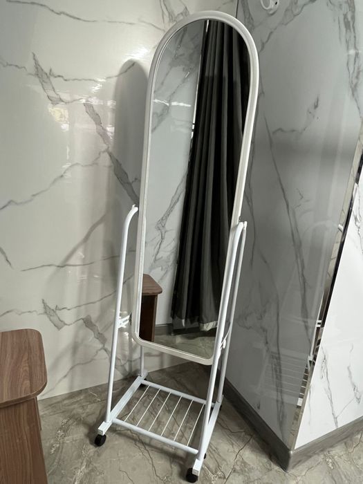 Продается зеркало