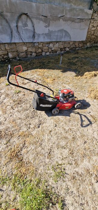 Косачка бензинова