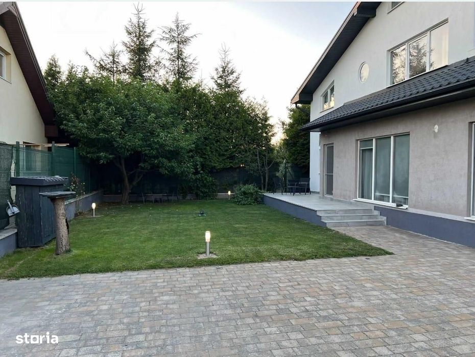 Casa 3 Dormitoare 175mp Panouri Solare Curte Amenajata