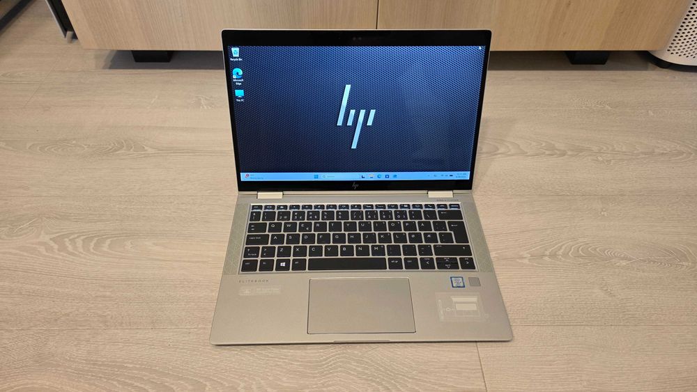 HP EliteBook x360 1030 G3 4G LTE Touch Screen i5-8350U 8GB 256GB SSD
