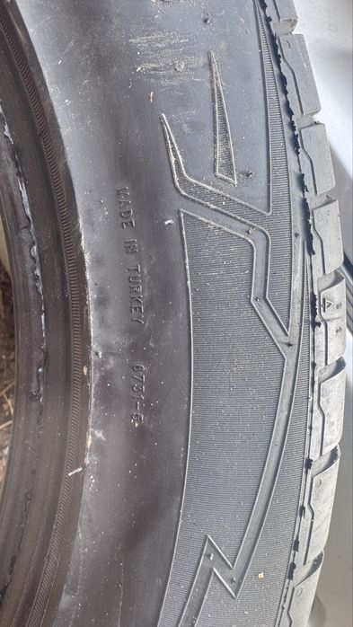 Резина спорт R17 215/55