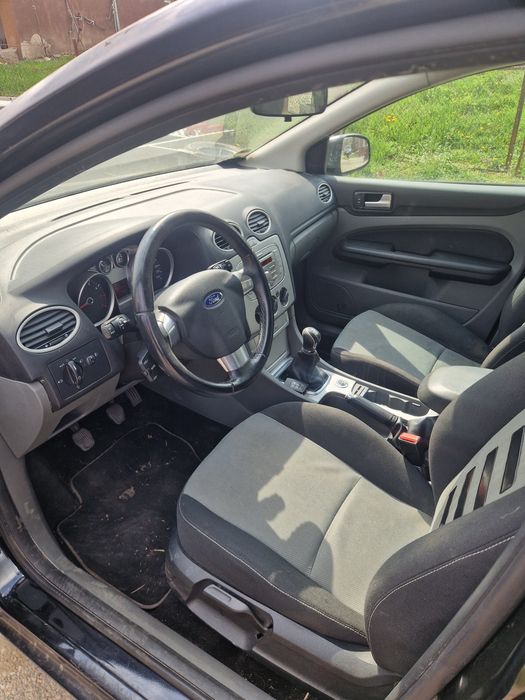 Ford focus 1.6 benzina  2009